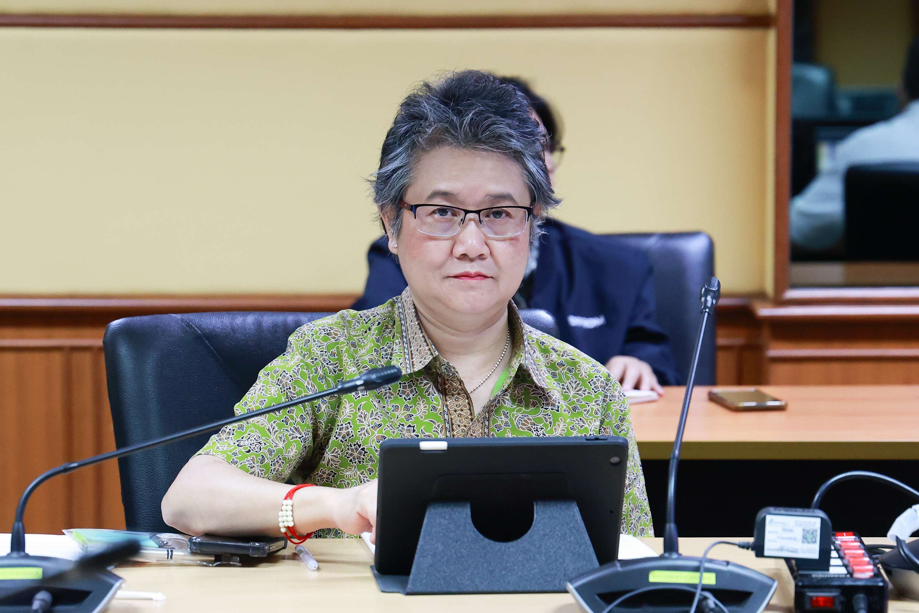 “ดีพร้อม” ชูกรณีศึกษา “ดิไอคอนกรุ๊ปฯ“ ร่วมบูรณาการคณะกรรมการขายตรงฯ ตามข้อสั่งการ “รมต. เอกนัฏ” สู้กับผู้กระทำผิด ห้ามมิให้ผู้ประกอบการธุรกิจขายตรงและตลาดแบบตรง ชักชวนให้บุคคลเข้าร่วมเป็นเครือข่ายและการจะให้ผลประโยชน์ตอบแทน เผยแนวทางกำกับ และตรวจสอบให้ทัน