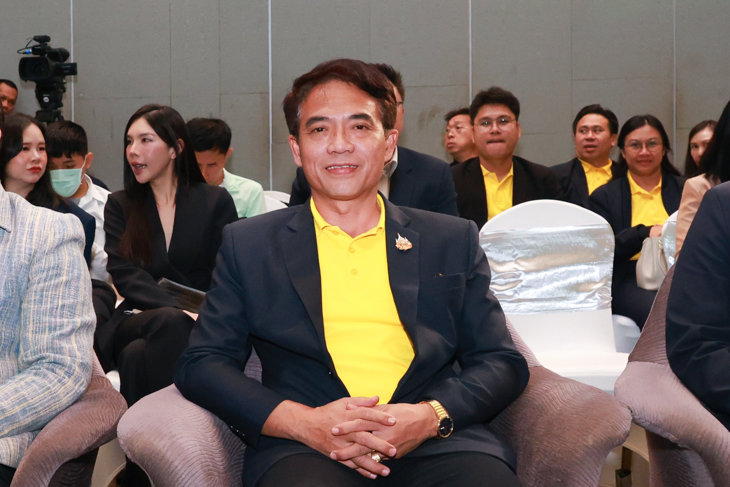 **แฟชั่นไทยปังไม่หยุด! “ดีพร้อม” จับมืออินฟลูเอนเซอร์ “ปลัดณัฐพล” ปลุกพลังทางอ้อม รับลูก “รมต.เอกนัฏ” เผยก้าวสำคัญ ดัน Nation Branding ขยายพลัง Soft Power ตอกย้ำศักยภาพสู่สากล