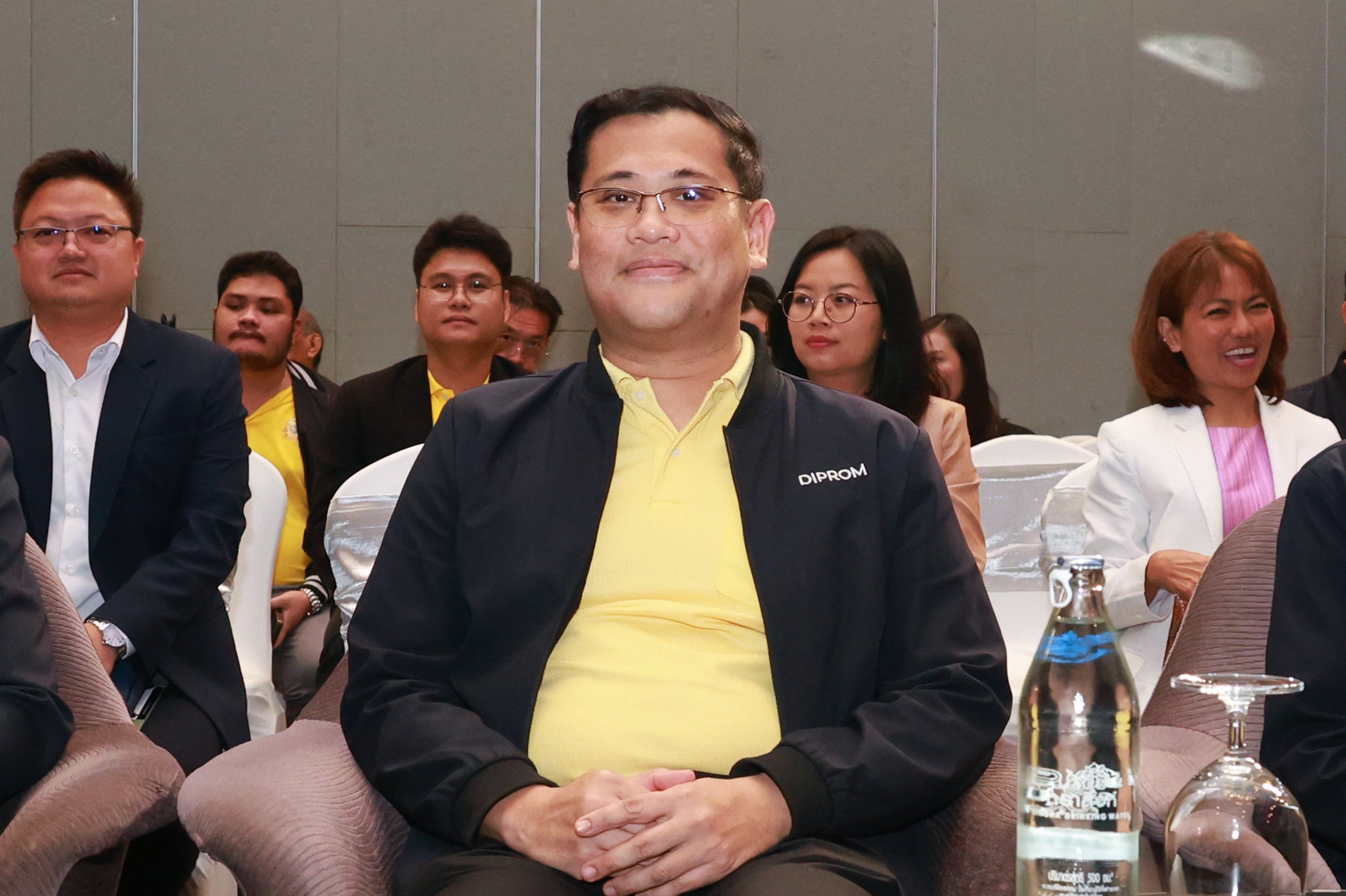 **แฟชั่นไทยปังไม่หยุด! “ดีพร้อม” จับมืออินฟลูเอนเซอร์ “ปลัดณัฐพล” ปลุกพลังทางอ้อม รับลูก “รมต.เอกนัฏ” เผยก้าวสำคัญ ดัน Nation Branding ขยายพลัง Soft Power ตอกย้ำศักยภาพสู่สากล