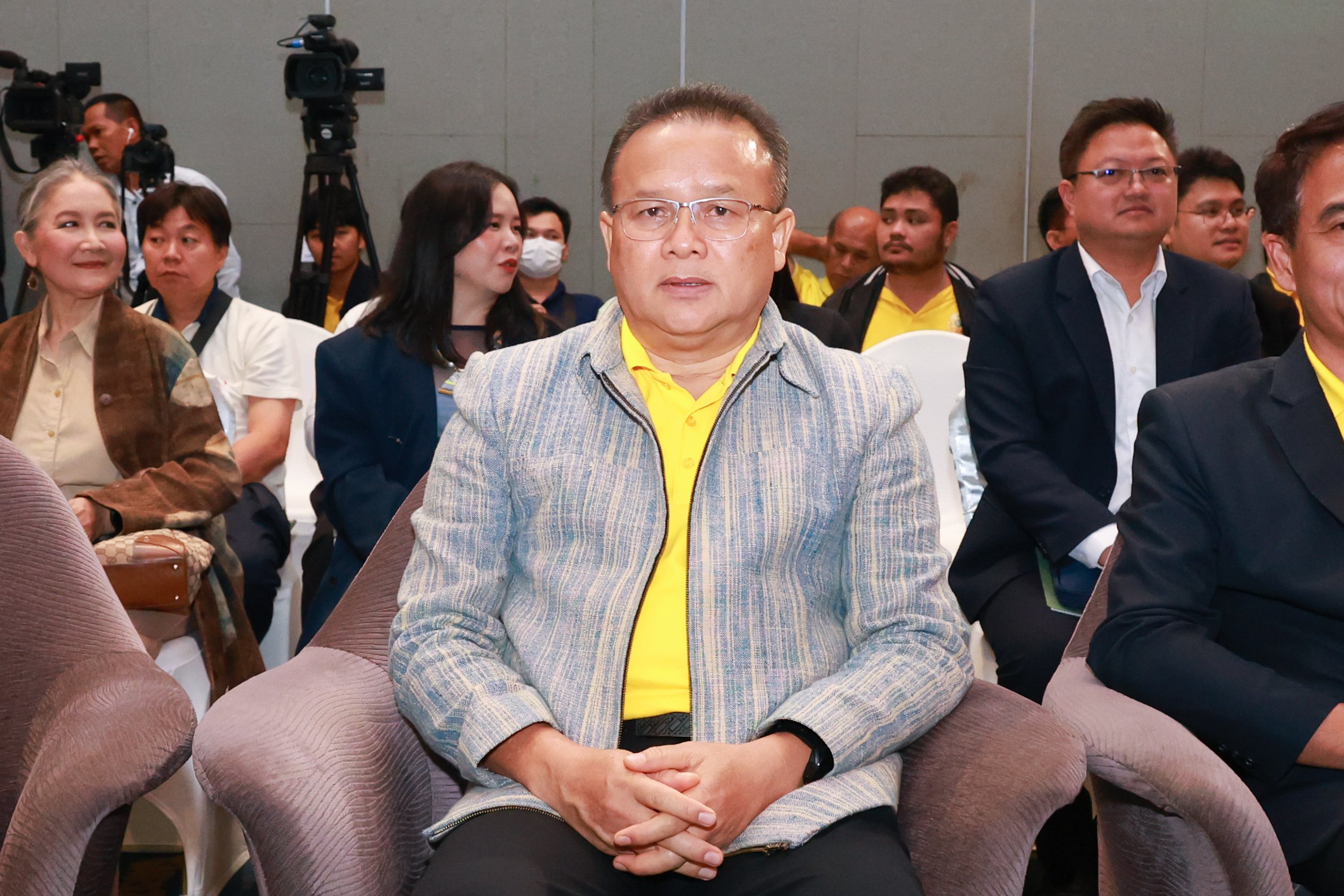 **แฟชั่นไทยปังไม่หยุด! “ดีพร้อม” จับมืออินฟลูเอนเซอร์ “ปลัดณัฐพล” ปลุกพลังทางอ้อม รับลูก “รมต.เอกนัฏ” เผยก้าวสำคัญ ดัน Nation Branding ขยายพลัง Soft Power ตอกย้ำศักยภาพสู่สากล