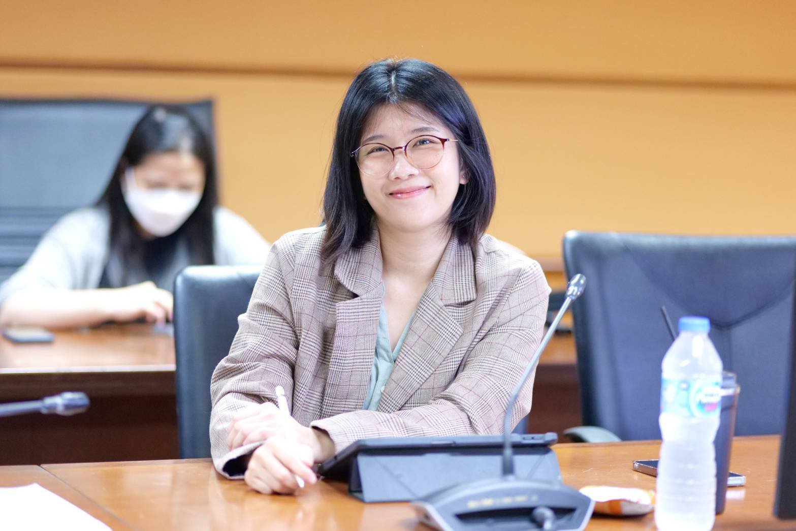 "ดีพร้อม" ประชุมคณะกรรมการจริยธรรมฯ เร่งหารือเกณฑ์การตัดสิน "นวัตกรรมสื่อสร้างสรรค์ ส่งเสริมจริยธรรมให้ดีพร้อม"