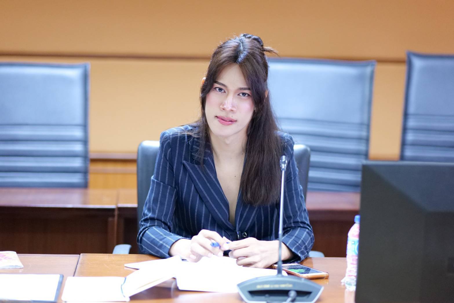 "ดีพร้อม" ประชุมคณะกรรมการจริยธรรมฯ เร่งหารือเกณฑ์การตัดสิน "นวัตกรรมสื่อสร้างสรรค์ ส่งเสริมจริยธรรมให้ดีพร้อม"