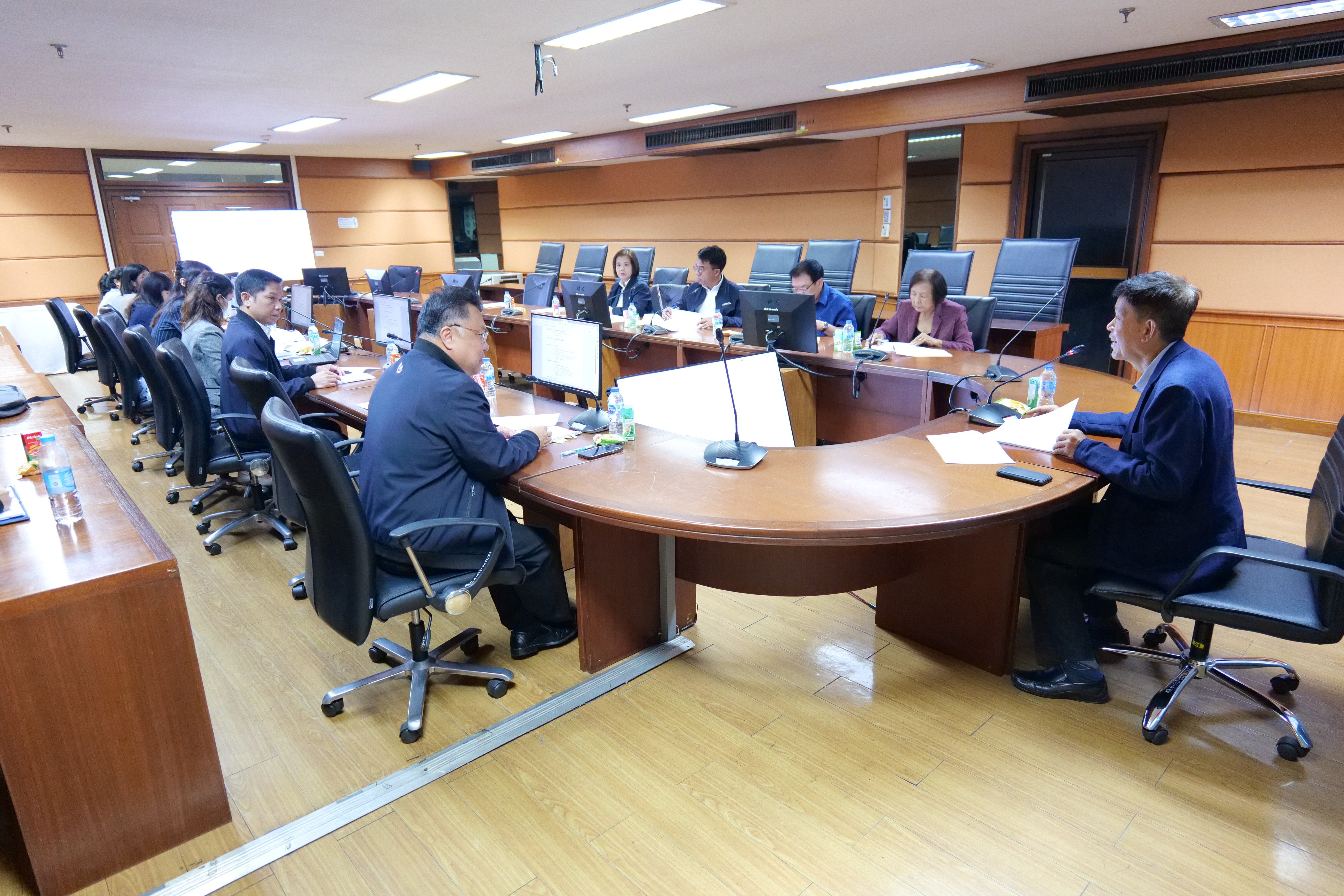 "ดีพร้อม" ประชุมคณะกรรมการจริยธรรมฯ เร่งหารือเกณฑ์การตัดสิน "นวัตกรรมสื่อสร้างสรรค์ ส่งเสริมจริยธรรมให้ดีพร้อม"
