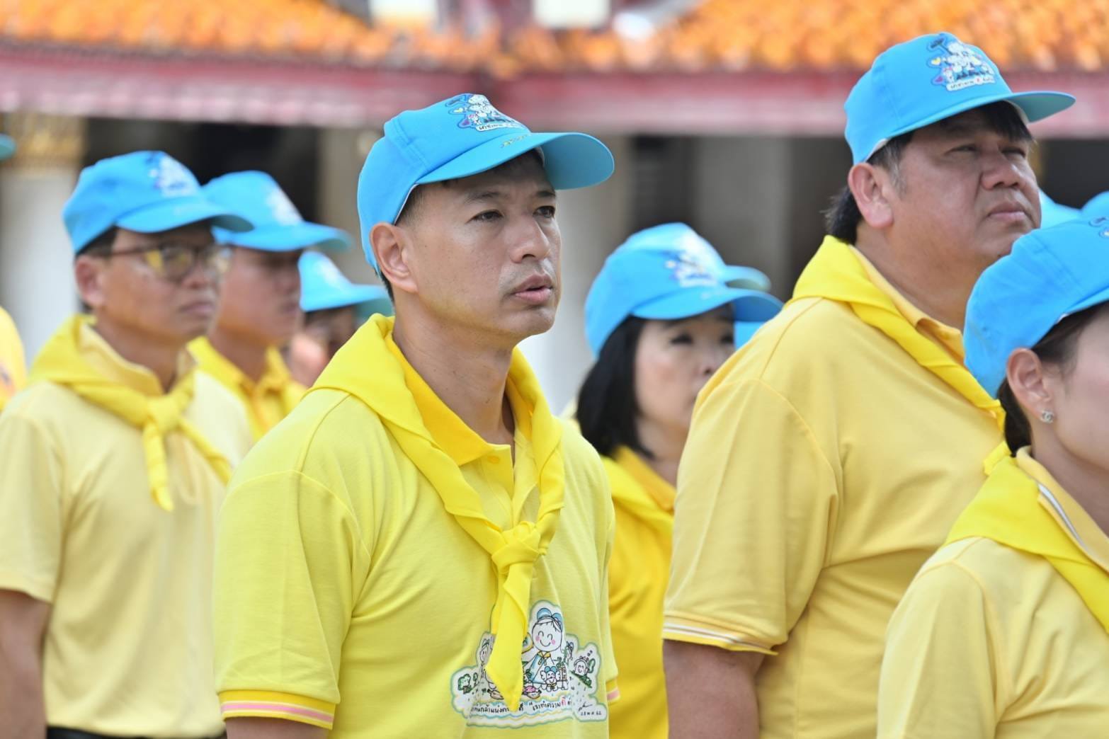 ก.อุตฯ จัดทัพจิตอาสา ร่วมทำความดี รวมใจ น้อมถวายวันปิยมหาราช ร่วมปรับปรุงภูมิทัศน์ วัดเบญจมบพิตรดุสิตวนาราม