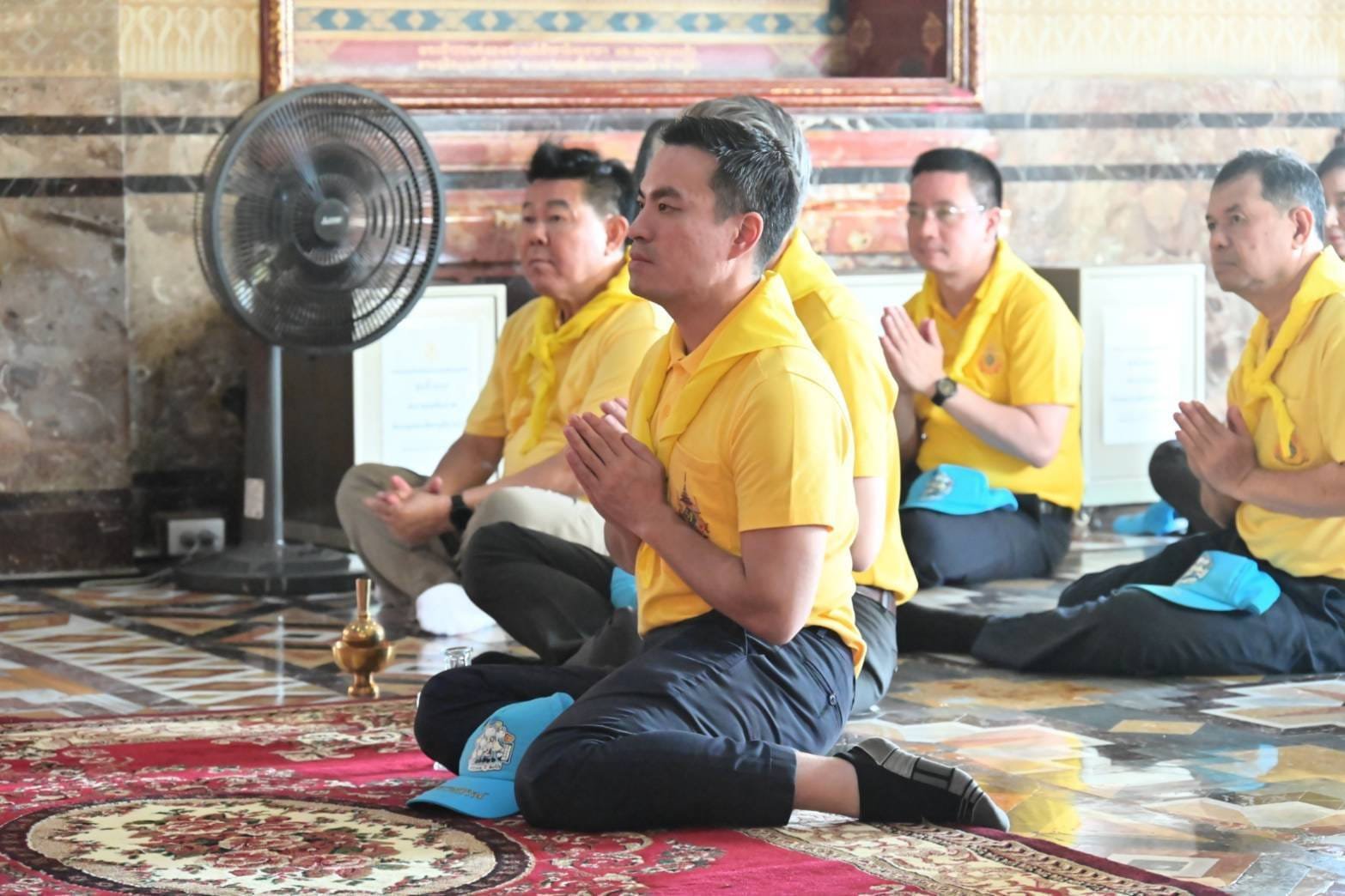 ก.อุตฯ จัดทัพจิตอาสา ร่วมทำความดี รวมใจ น้อมถวายวันปิยมหาราช ร่วมปรับปรุงภูมิทัศน์ วัดเบญจมบพิตรดุสิตวนาราม