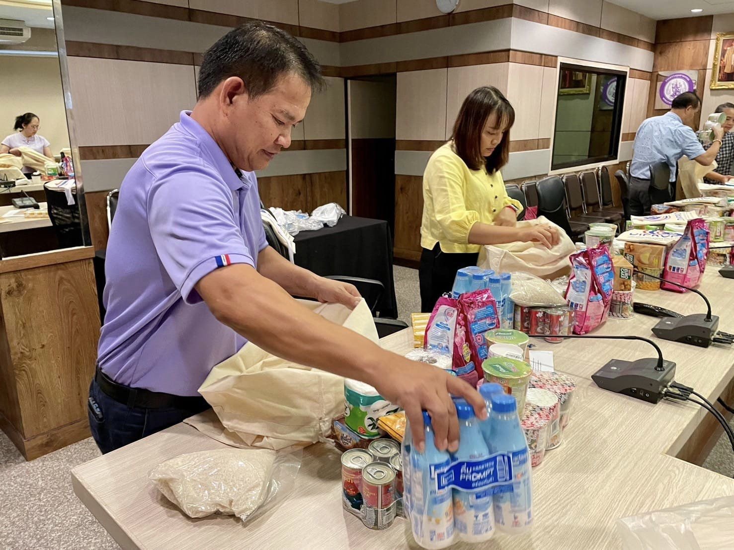 DIPROM  ปล่อยขบวนคาราวานธารน้ำใจช่วยเหลือผู้ประสบภัยน้ำท่วม จังหวัดเชียงราย