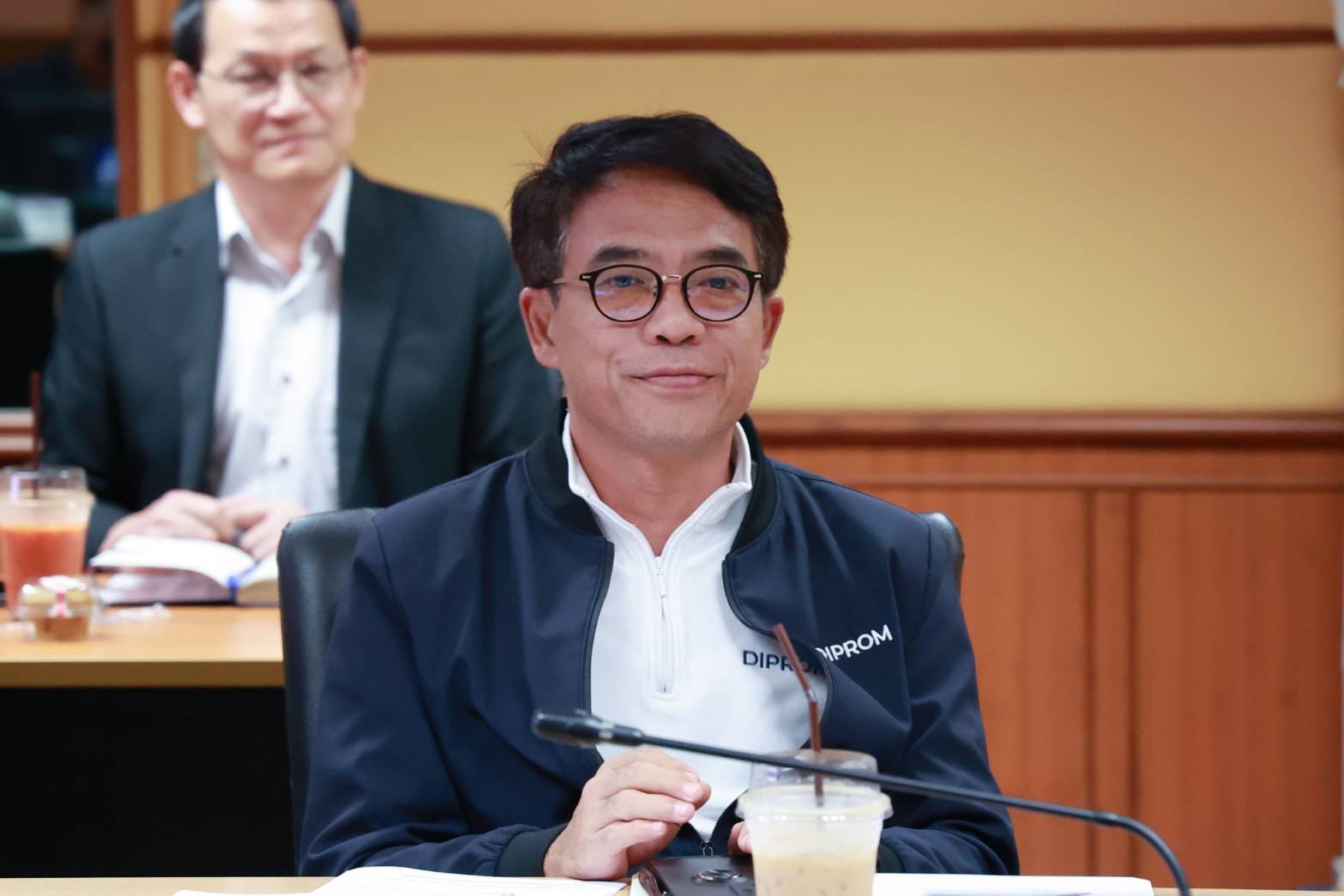 เลขาฯ "พงศ์พล" นำประชุมบอร์ดเทคโนโลยีและนวัตกรรมเพื่อการปฏิรูปอุตสาหกรรม ดัน 2 แพลตฟอร์มเทคโนโลยีสุดล้ำ จับมือ "ดีพร้อม" สร้างความเท่าเทียมในการแข่งขันให้ผู้ประกอบการไทย ตามนโยบาย "รมต.เอกนัฏ"