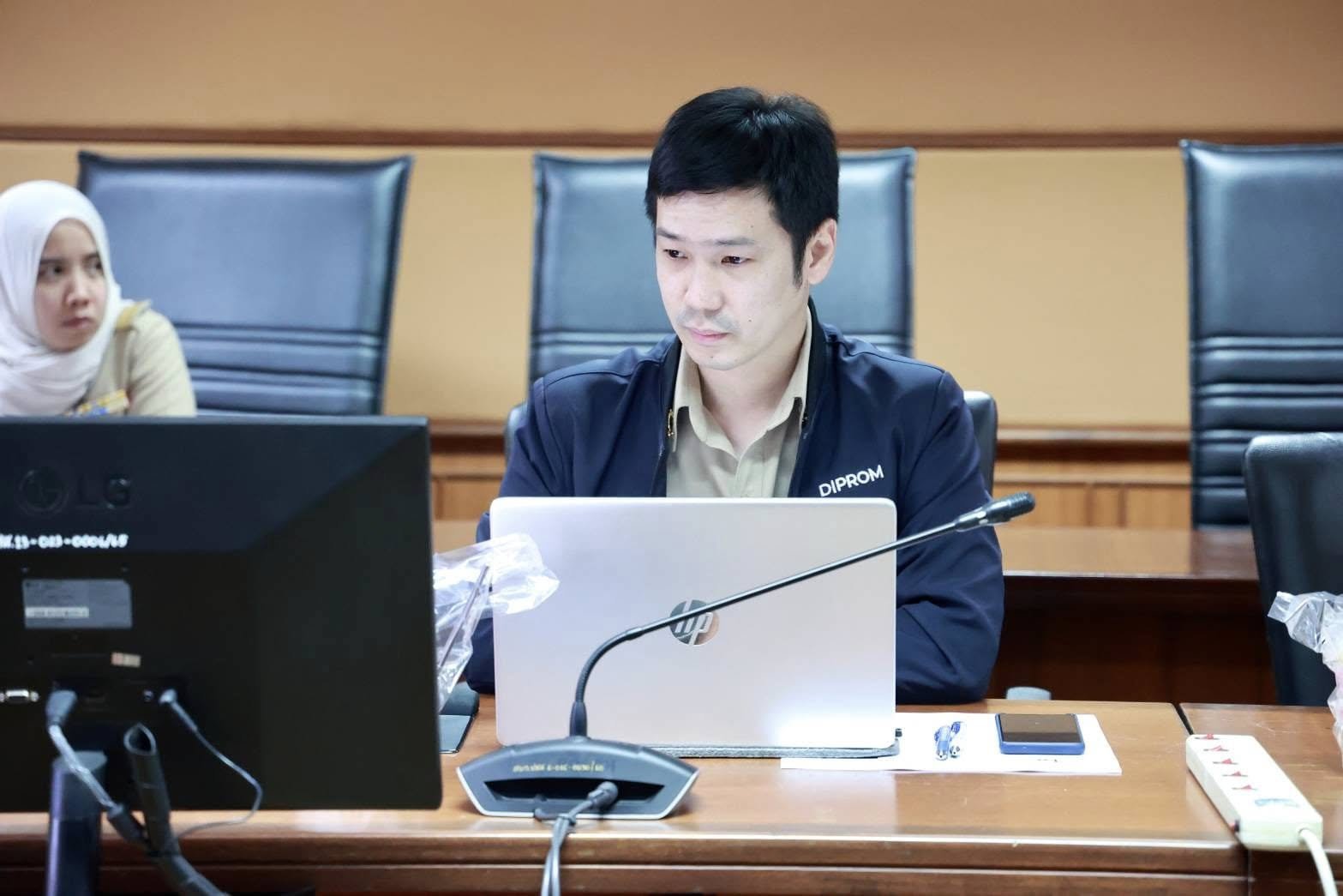 ”ดีพร้อม“ เดินหน้าโครงการ DIPROM HAPPY WORKPLACE สร้างบรรยากาศองค์กรแห่งความสุข เพื่อส่งต่อความสุขให้แก่ผู้ประกอบการภาคอุตสาหกรรม ตามนโยบาย "รมว.เอกนัฏ"