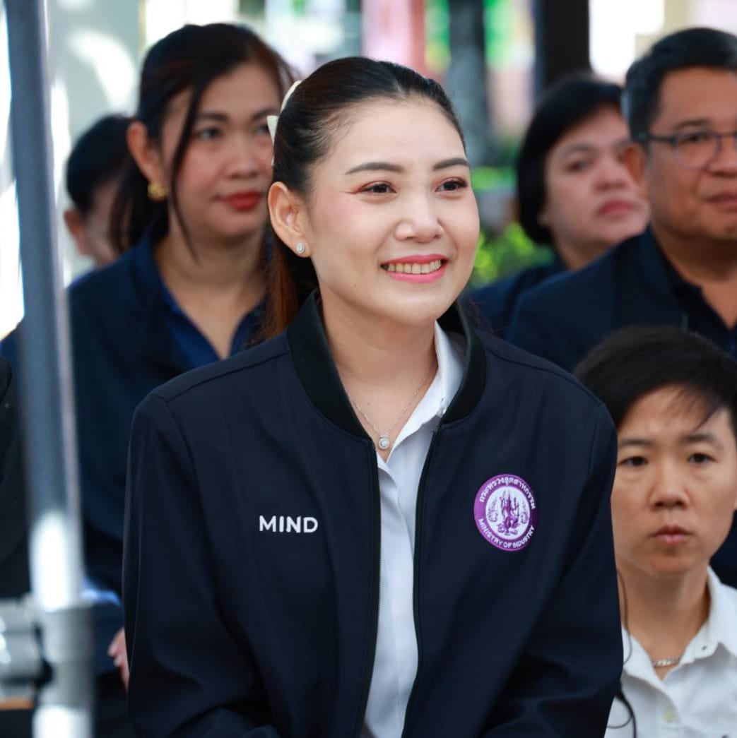 “รมว.เอกนัฏ” บุกภาคเหนือ โชว์ปฏิรูปอุตสาหกรรม สั่งการ “ดีพร้อม” ส่งเสริมเกษตรแปรรูป ชูอัตลักษณ์ท้องถิ่น หนุนซอฟต์พาวเวอร์ เชื่อมโยงเครือข่ายคลัสเตอร์ดิจิทัล ป้องกันภัยพิบัติ ดันอุตสาหกรรมการแพทย์และสุขภาพอย่างยั่งยืน