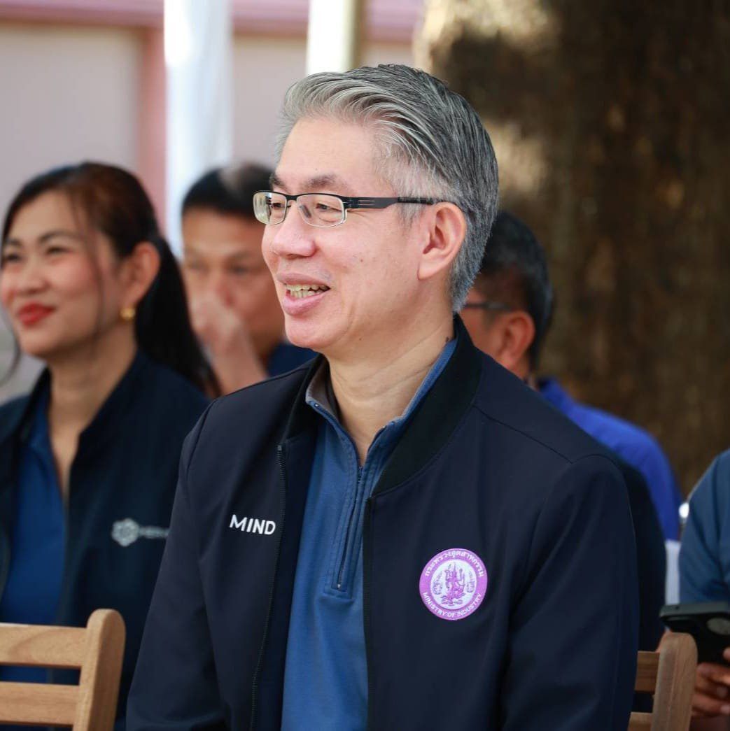 “รมว.เอกนัฏ” บุกภาคเหนือ โชว์ปฏิรูปอุตสาหกรรม สั่งการ “ดีพร้อม” ส่งเสริมเกษตรแปรรูป ชูอัตลักษณ์ท้องถิ่น หนุนซอฟต์พาวเวอร์ เชื่อมโยงเครือข่ายคลัสเตอร์ดิจิทัล ป้องกันภัยพิบัติ ดันอุตสาหกรรมการแพทย์และสุขภาพอย่างยั่งยืน