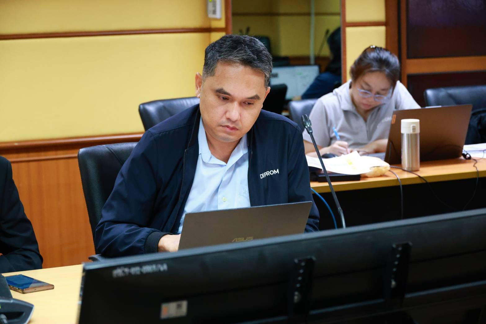 "???? ของขวัญปีใหม่ ดีพร้อมให้อะไร“ ”อธิบดีณัฏฐิญา" ชงมาตรการของขวัญปีใหม่ เสนอ รมว.เอกนัฏ รวมแพ็คเกจกระทรวงเพิ่มโอกาส เสริมแกร่ง กระจายรายได้ สำหรับประชาชนและผู้ประกอบการ ปี 68