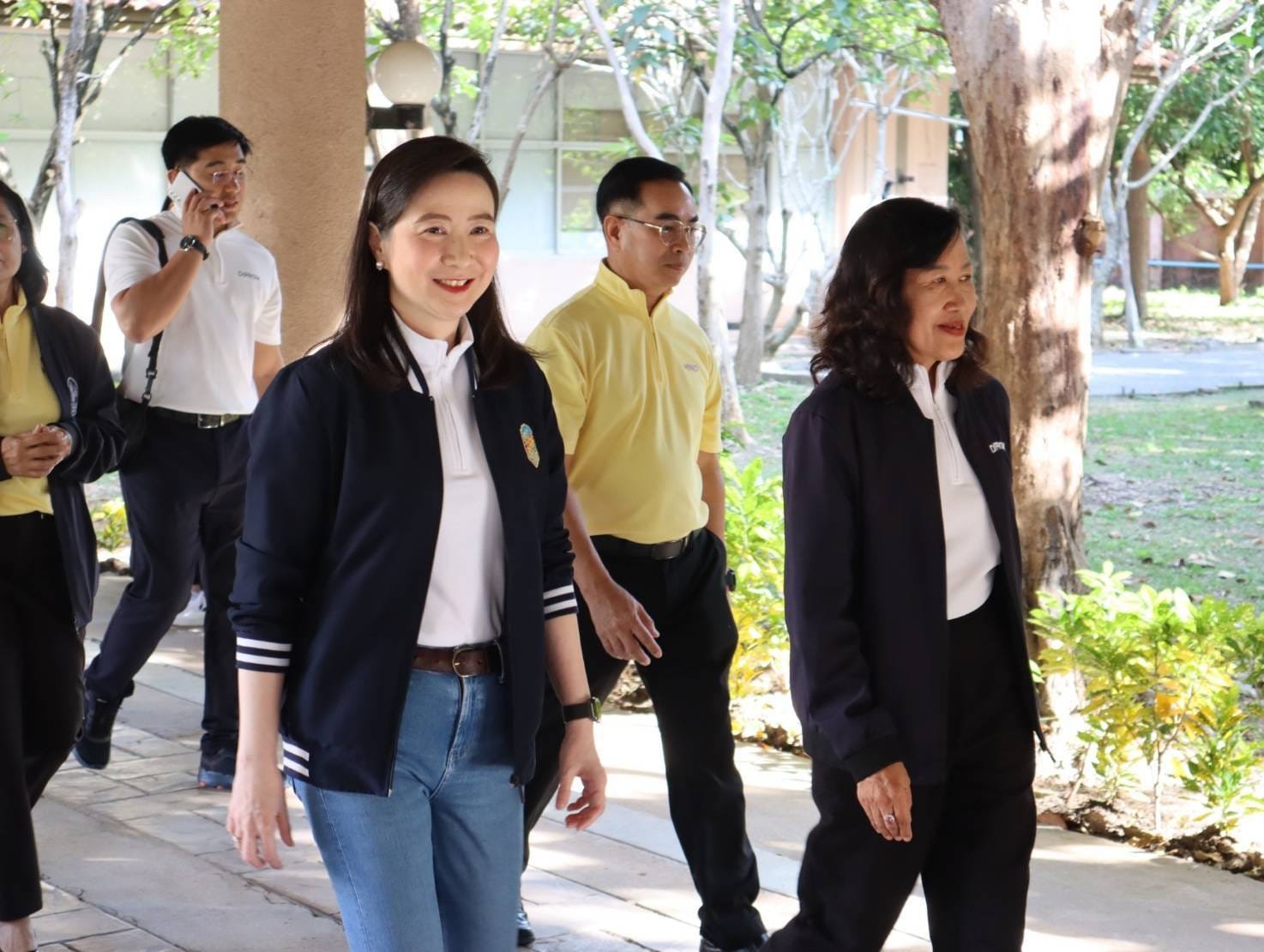 "ปลัดณัฐพล" มอบหมาย "ดีพร้อม" จับมือ "สอจ." บูรณาการ DIPROM Center 6 นำทีม MIND ร่วมมือ "สู้ เซฟ สร้าง ปฏิรูปอุตสาหกรรมไทย ด้วยหัวและใจ"