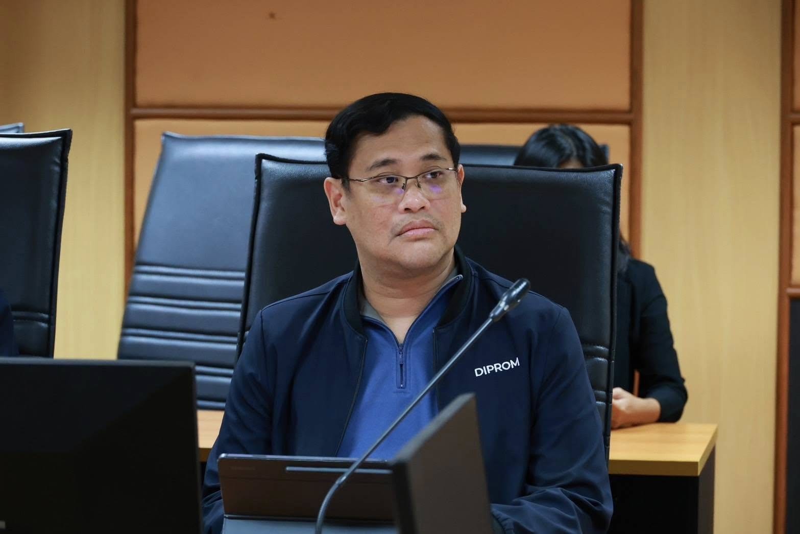 "ดีพร้อม" จับมือ "EXIM BANK" เดินหน้านโยบาย "รมว.เอกนัฏ" สร้างธุรกิจสีเขียว ส่งเสริมผู้ประกอบการขับเคลื่อนเศรษฐกิจไทย เปลี่ยนผ่านสู่อุตสาหกรรมยุคใหม่อย่างยั่งยืน