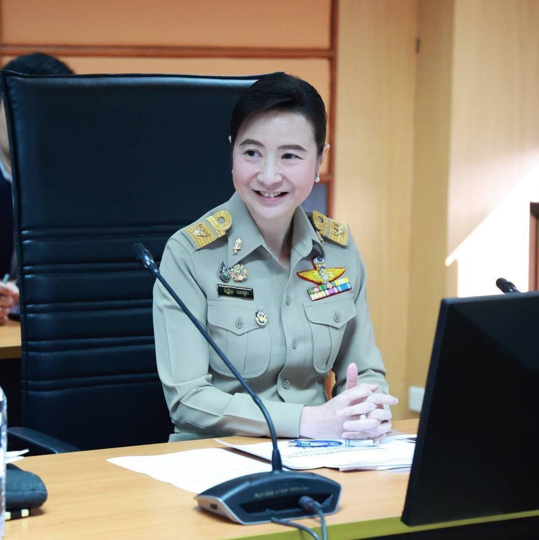 “ปลัดณัฐพล” นั่งหัวโต๊ะ หารือ ดีพร้อม ร่วม CISPI วางแผนพัฒนาศักยภาพอุตสาหกรรมอาหารและแฟชั่น เดินหน้าปฏิรูปอุตสาหกรรม ตามนโยบาย "รมว.เอกนัฏ" ดันอุตสาหกรรมสร้างสรรค์และซอฟต์พาวเวอร์ไทยสู่สากล