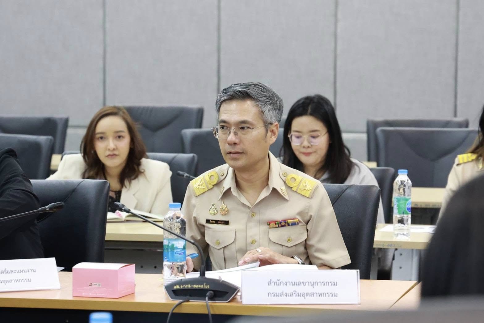 "ปลัดณัฐพล" นำทีมดีพร้อม รวมพลังร่วม 7 หน่วยงาน ขับเคลื่อนธุรกิจอุตสาหกรรมฮาลาลให้เติบโตในตลาดสากล ตามนโยบาย "รมว.เอกนัฏ"