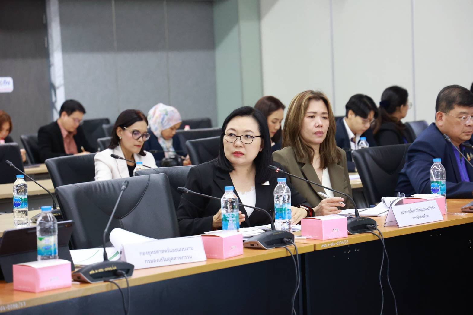 "ปลัดณัฐพล" นำทีมดีพร้อม รวมพลังร่วม 7 หน่วยงาน ขับเคลื่อนธุรกิจอุตสาหกรรมฮาลาลให้เติบโตในตลาดสากล ตามนโยบาย "รมว.เอกนัฏ"