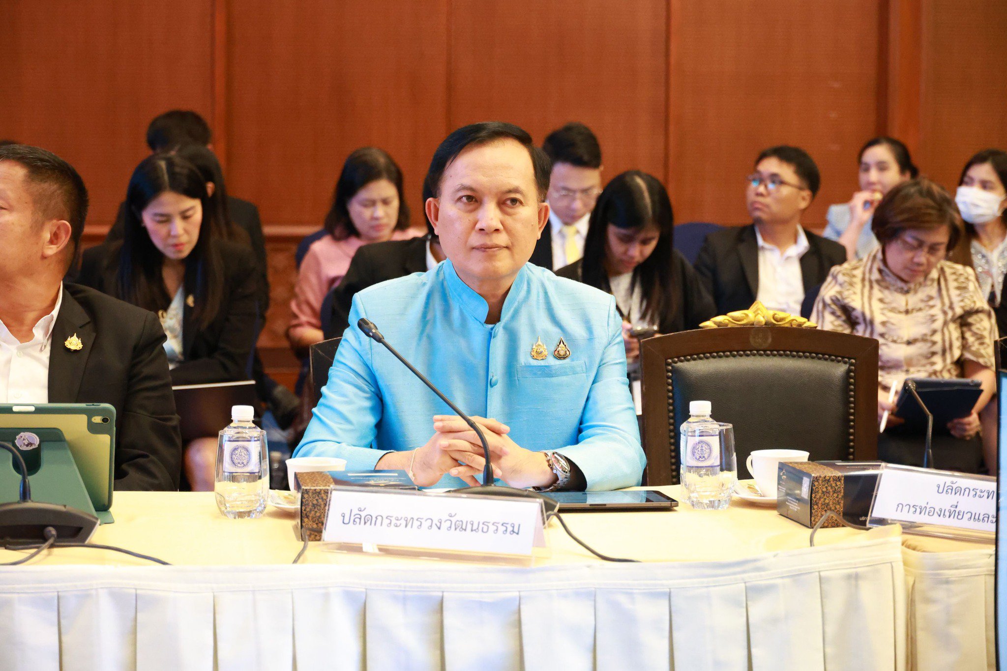 "ดีพร้อม" รายงานผลการจัดพิธีเปิดงานซอฟต์พาวเวอร์ สาขาแฟชั่นและอาหาร ในการประชุมคณะกรรมการพัฒนาซอฟต์พาวเวอร์แห่งชาติ ตามนโยบาย "รมว.เอกนัฏ"