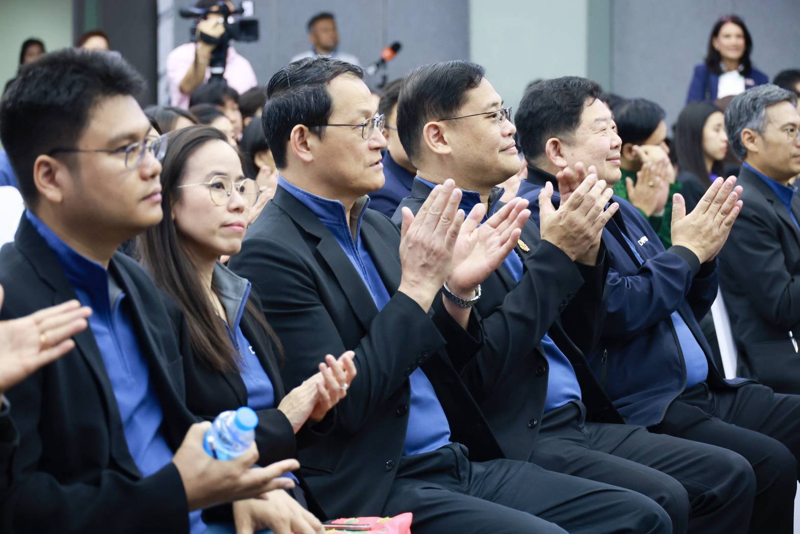 “เอกนัฏ” เสริมแกร่งอุตสาหกรรมฮาลาล ผสาน “8 หน่วยงาน 22 สินเชื่อ” ดันผู้ประกอบการไทยสู่การส่งออก