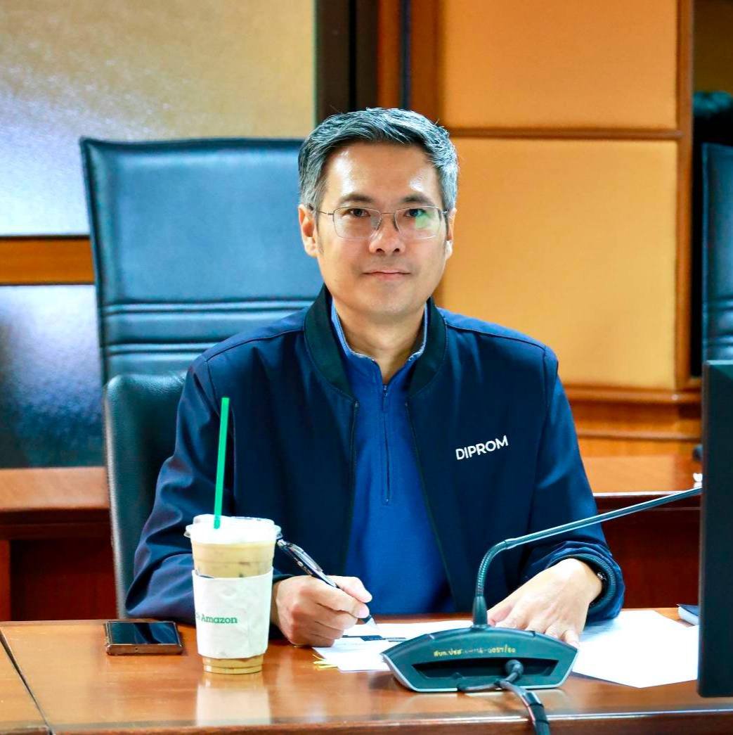 "ดีพร้อม" ประชุมคณะทำงานหนังสือรายงานประจำปี 2567 เตรียมปรับเปลี่ยนกระบวนงาน ขานรับนโยบาย "รมว.เอกนัฏ"