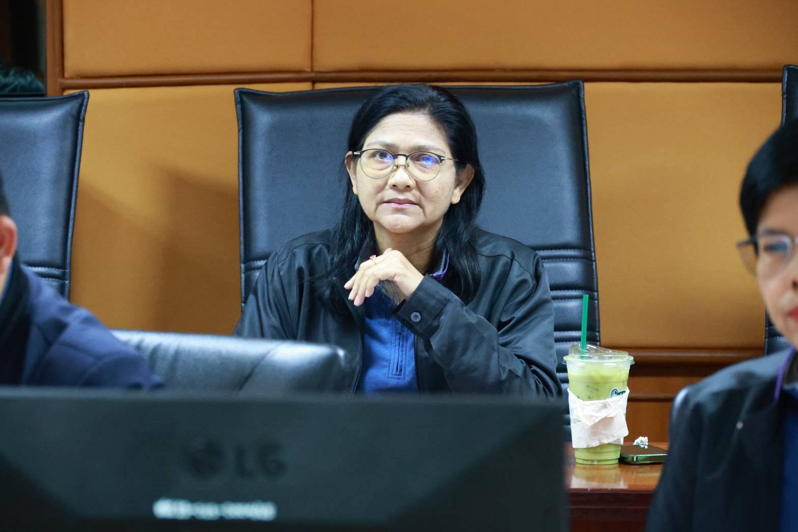 "ดีพร้อม" ประชุมคณะทำงานหนังสือรายงานประจำปี 2567 เตรียมปรับเปลี่ยนกระบวนงาน ขานรับนโยบาย "รมว.เอกนัฏ"