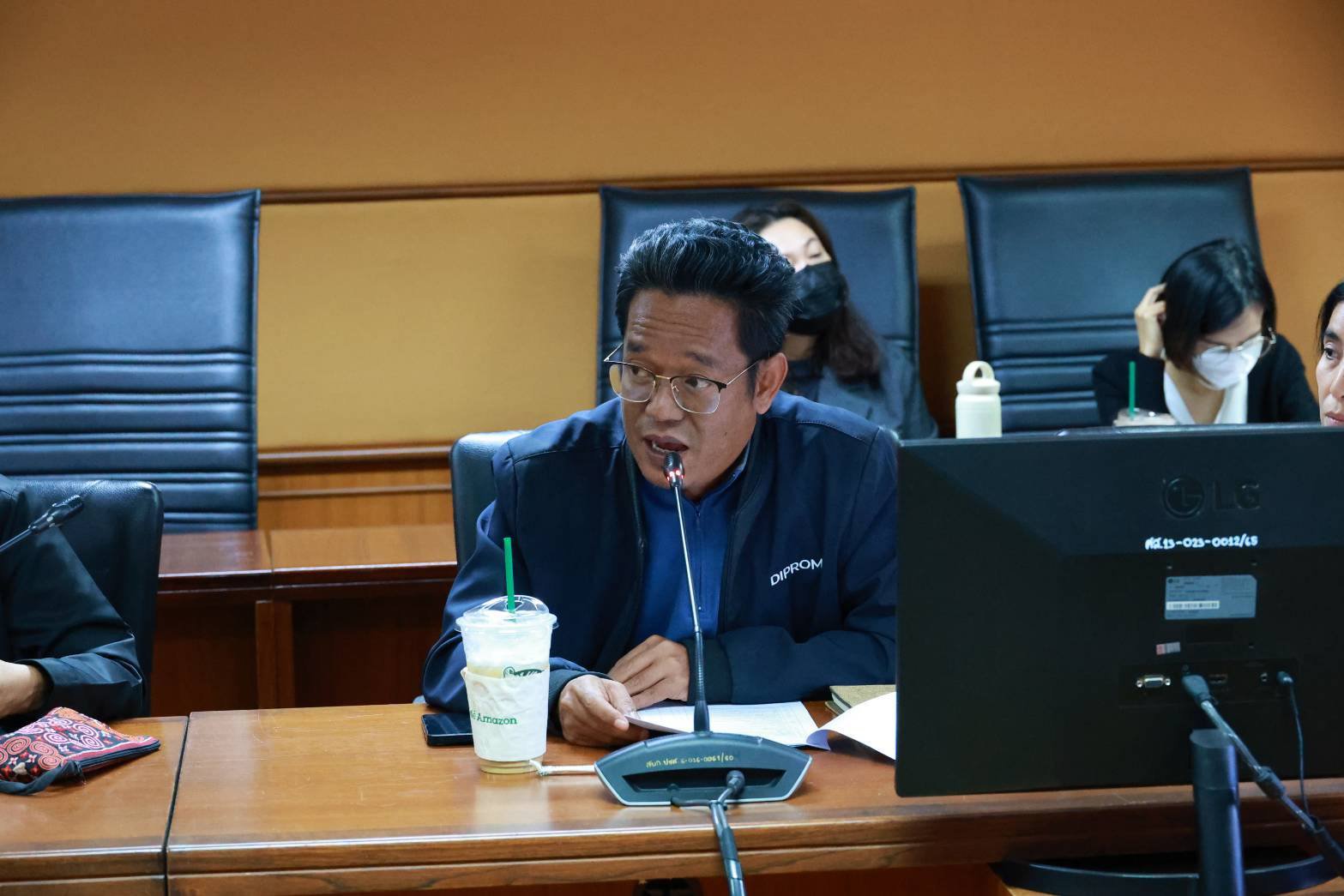"ดีพร้อม" ประชุมคณะทำงานหนังสือรายงานประจำปี 2567 เตรียมปรับเปลี่ยนกระบวนงาน ขานรับนโยบาย "รมว.เอกนัฏ"