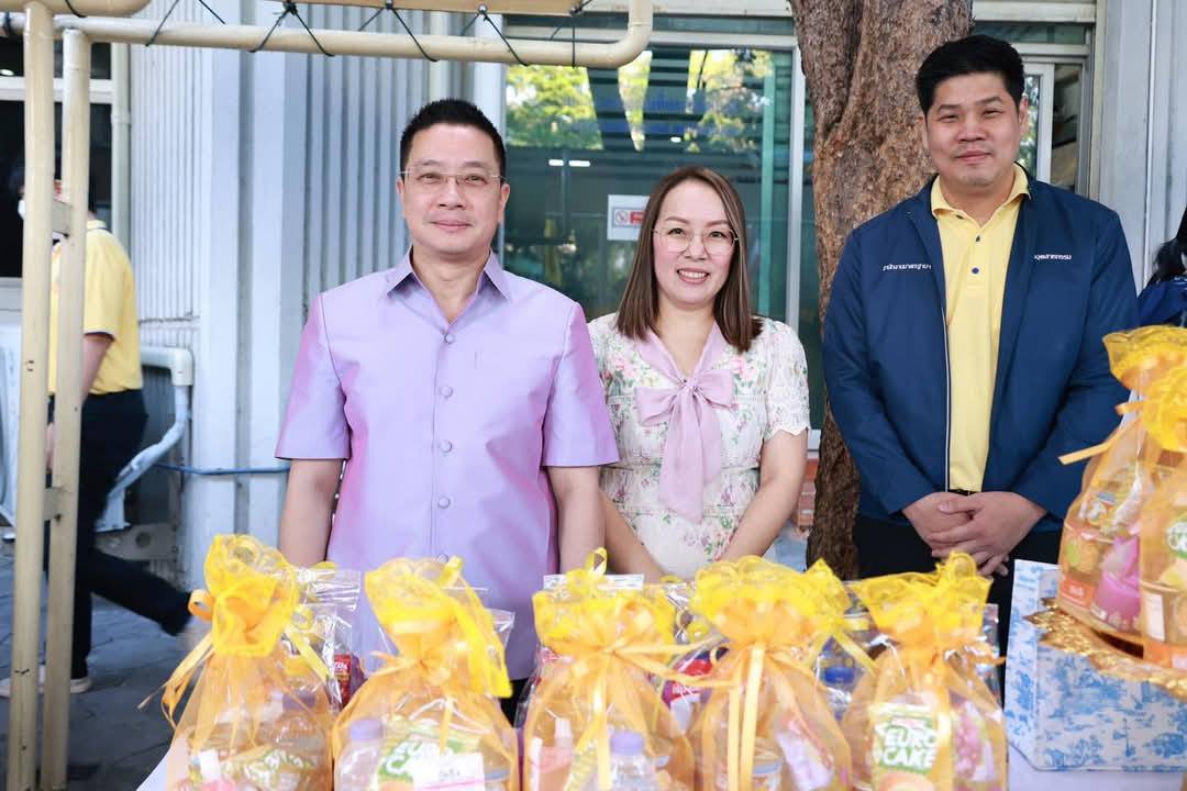 กระทรวงอุตสาหกรรม จัดพิธีทำบุญตักบาตรรับปีใหม่ 2568 เพื่อความเป็นสิริมงคล