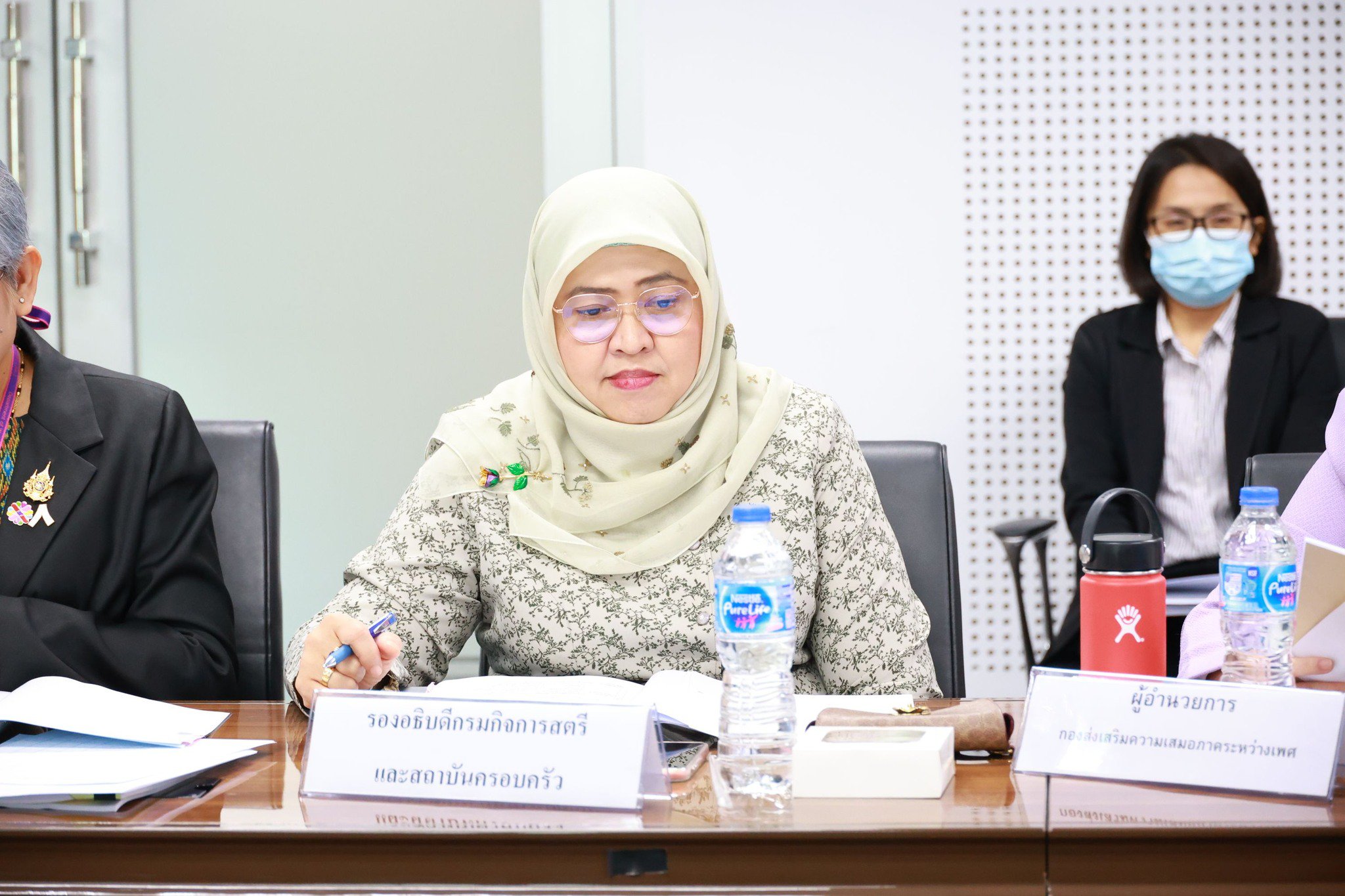 "ดีพร้อม" ร่วมประชุมคณะกรรมการดำเนินงานวันสตรีสากล 2568 ร่วมบูรณาการกับหน่วยงานภาครัฐและภาคเอกชน ตามนโยบาย "รมว.เอกนัฏ"