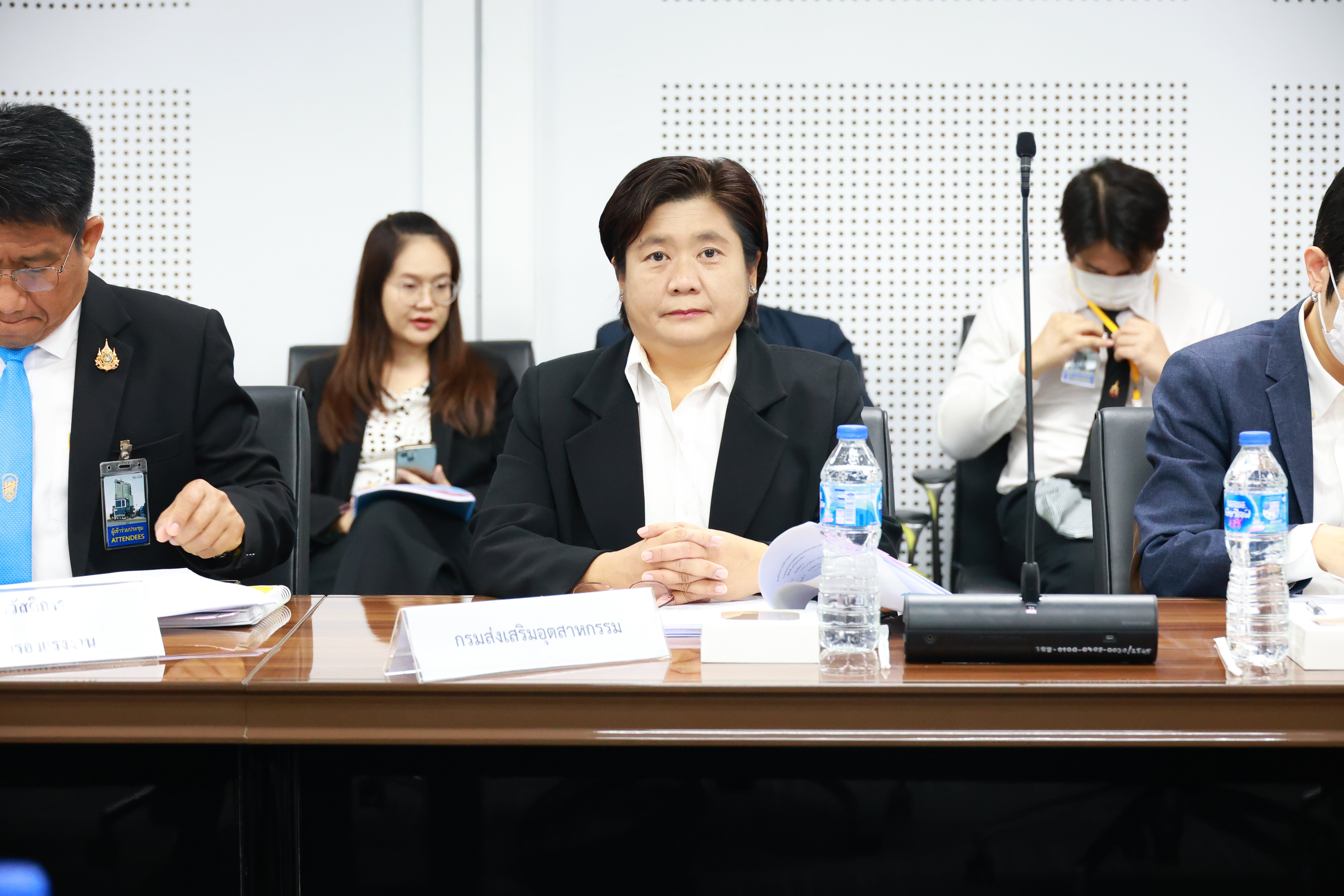 "ดีพร้อม" ร่วมประชุมคณะกรรมการดำเนินงานวันสตรีสากล 2568 ร่วมบูรณาการกับหน่วยงานภาครัฐและภาคเอกชน ตามนโยบาย "รมว.เอกนัฏ"