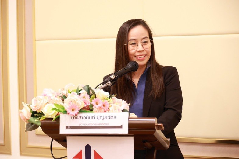 สู้! ดีพร้อม เปิดทางรอดให้อุตสาหกรรมไทย ช่วยผู้ประกอบการสู้สินค้านำเข้าจากต่างประเทศ “Designing A Business Strategy” เพื่อปรับเปลี่ยน ต่อยอดธุรกิจเดิม แตกกอธุรกิจใหม่ เสริมแกร่งตามนโยบาย "รมว.เอกนัฏ"