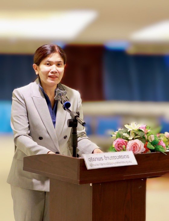 “อธิบดีณัฏฐิญา” ขับเคลื่อน “ดีพร้อมคอมมูนิตี้” ผ่านการทำ Content TikTok เสริมแกร่ง ผปก. พร้อม Pitching หาดาวเด่นอวดโฉมผ่านรายการทีวีดัง ให้ผลิตภัณฑ์ชุมชนโตไกลสู่ตลาดไทยและสากล สอดรับนโยบายปฏิรูปอุตสาหกรรมสู่เศรษฐกิจยุคใหม่ของ “รมว.เอกนัฏ”