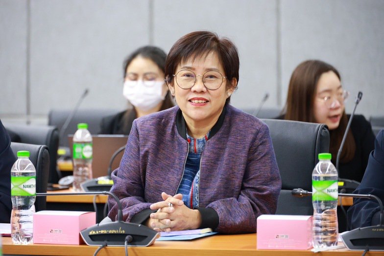 “อธิบดีณัฏฐิญา” แท็คทีมดีพร้อม ประชุมชี้แจงแนวทางการประเมินการทำงานฯ ปี 68 สร้าง “ดีพร้อมคอมมูนิตี้” เน้นปฏิรูปอุตสาหกรรมสู่เศรษฐกิจยุคใหม่ ร่วมดัน GDP ตามนโยบาย รมว.เอกนัฏ