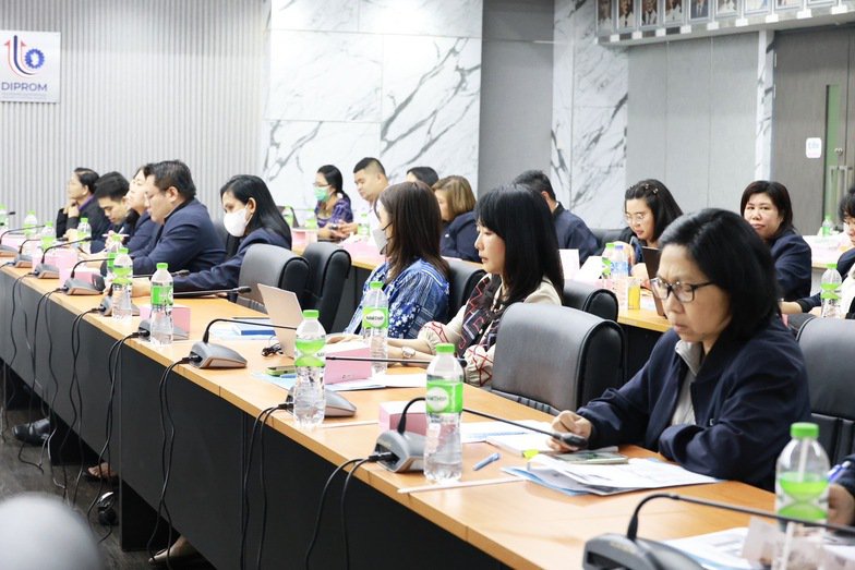 “อธิบดีณัฏฐิญา” แท็คทีมดีพร้อม ประชุมชี้แจงแนวทางการประเมินการทำงานฯ ปี 68 สร้าง “ดีพร้อมคอมมูนิตี้” เน้นปฏิรูปอุตสาหกรรมสู่เศรษฐกิจยุคใหม่ ร่วมดัน GDP ตามนโยบาย รมว.เอกนัฏ