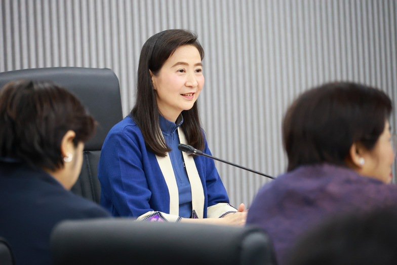 “อธิบดีณัฏฐิญา” แท็คทีมดีพร้อม ประชุมชี้แจงแนวทางการประเมินการทำงานฯ ปี 68 สร้าง “ดีพร้อมคอมมูนิตี้” เน้นปฏิรูปอุตสาหกรรมสู่เศรษฐกิจยุคใหม่ ร่วมดัน GDP ตามนโยบาย รมว.เอกนัฏ