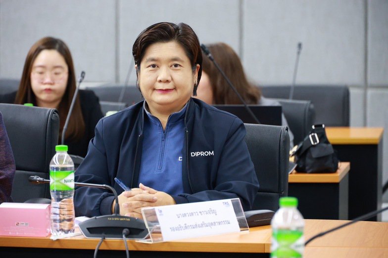 “อธิบดีณัฏฐิญา” แท็คทีมดีพร้อม ประชุมชี้แจงแนวทางการประเมินการทำงานฯ ปี 68 สร้าง “ดีพร้อมคอมมูนิตี้” เน้นปฏิรูปอุตสาหกรรมสู่เศรษฐกิจยุคใหม่ ร่วมดัน GDP ตามนโยบาย รมว.เอกนัฏ