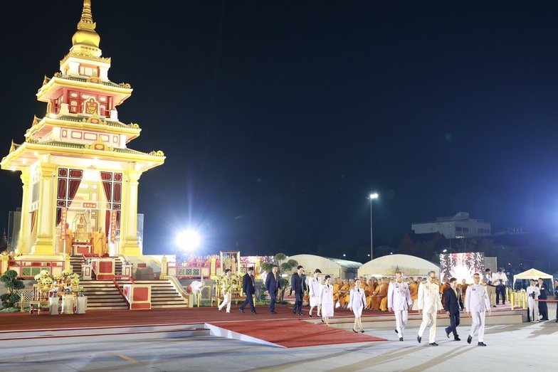 พิธีอัญเชิญพระบรมสารีริกธาตุ (พระเขี้ยวแก้ว) กลับสาธารณรัฐประชาชนจีน ณ มณฑลพิธีท้องสนามหลวง