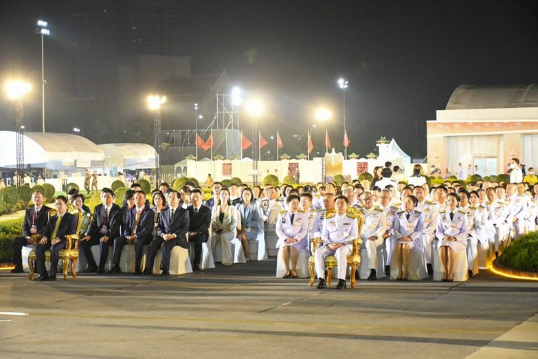 พิธีอัญเชิญพระบรมสารีริกธาตุ (พระเขี้ยวแก้ว) กลับสาธารณรัฐประชาชนจีน ณ มณฑลพิธีท้องสนามหลวง