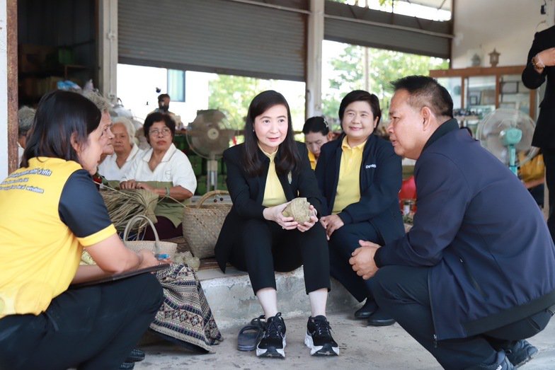 อธิบดีณัฏฐิญา นำทีมดีพร้อม ร่วมคณะ รมว.เอกนัฏ ล่องใต้ตรวจราชการ ลุยยกระดับเศรษฐกิจฐานราก เน้นตลาดนำ นวัตกรรมเสริม เพิ่มรายได้ชุมชน หวังกระตุ้น GDP ระดับพื้นที่