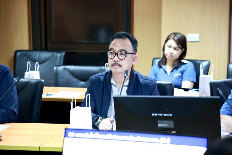 รสอ.สุรพล ระดมทีมดีพร้อม ศึกษาแนวทางการให้บริการผู้ประกอบการ เตรียมปฏิรูปดีพร้อมสู่องค์กรทันสมัยสอดรับนโยบาย รมว.เอกนัฏ