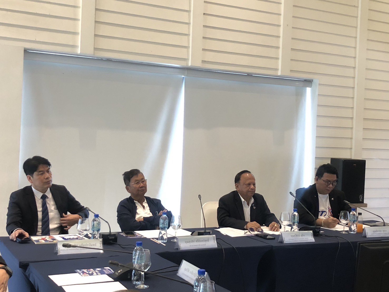 รสอ.สุรพล  ร่วมประชุม คณะกรรมการร่วมภาคเอกชน ภาคกลางปริมณฑล นำเสนอ “ดีพร้อมคอมมูนิตี้” 1 ในฟันเฟืองผลักดันภาคอุตสาหกรรมไทยตามนโยบาย รมว.เอกนัฏ 