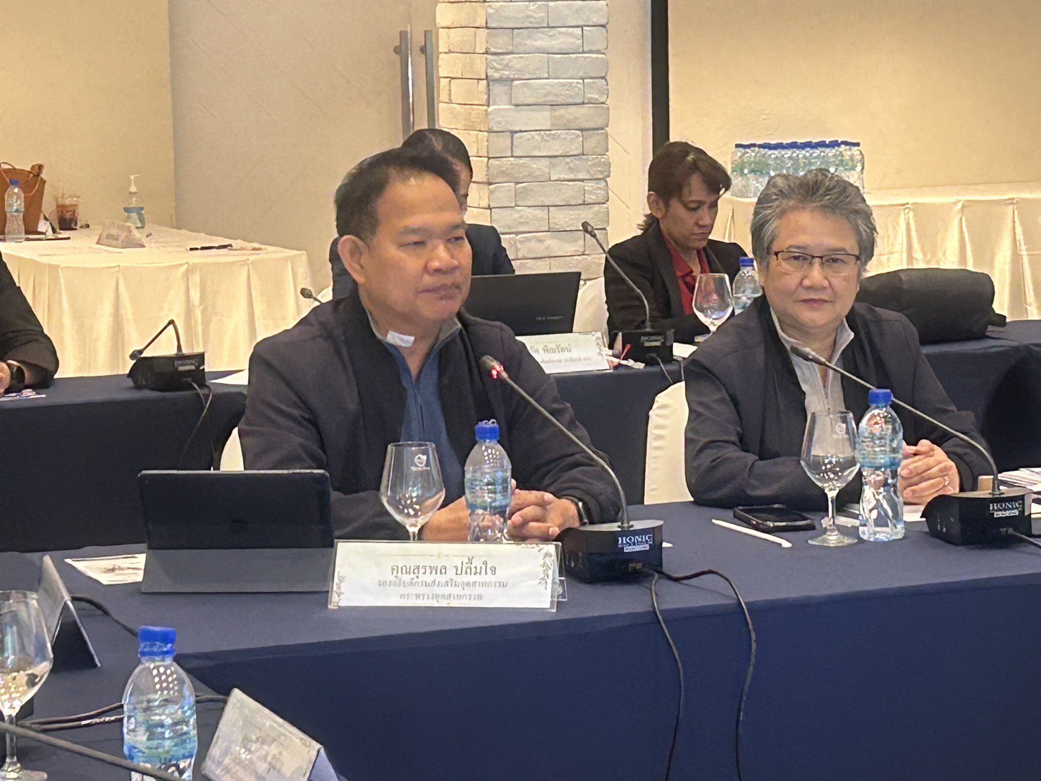 รสอ.สุรพล  ร่วมประชุม คณะกรรมการร่วมภาคเอกชน ภาคกลางปริมณฑล นำเสนอ “ดีพร้อมคอมมูนิตี้” 1 ในฟันเฟืองผลักดันภาคอุตสาหกรรมไทยตามนโยบาย รมว.เอกนัฏ 