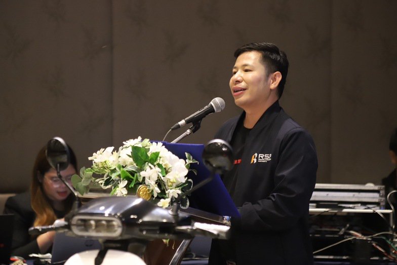“ดีพร้อม” อัพสกิลผู้ประกอบการกลุ่มรถยนต์ EV และ โดรน เสริมแกร่งระบบซัพพลายเชน และอีโคซิสเท็ม รองรับการขยายตัวของอุตฯ ยานยนต์สมัยใหม่ มุ่งสร้างผู้ประกอบการ EV และ DRONE กว่า 170 ราย เกิดมูลค่าธุรกิจกว่า 600 ล้านบาท สอดรับนโยบาย รมว.เอกนัฏ