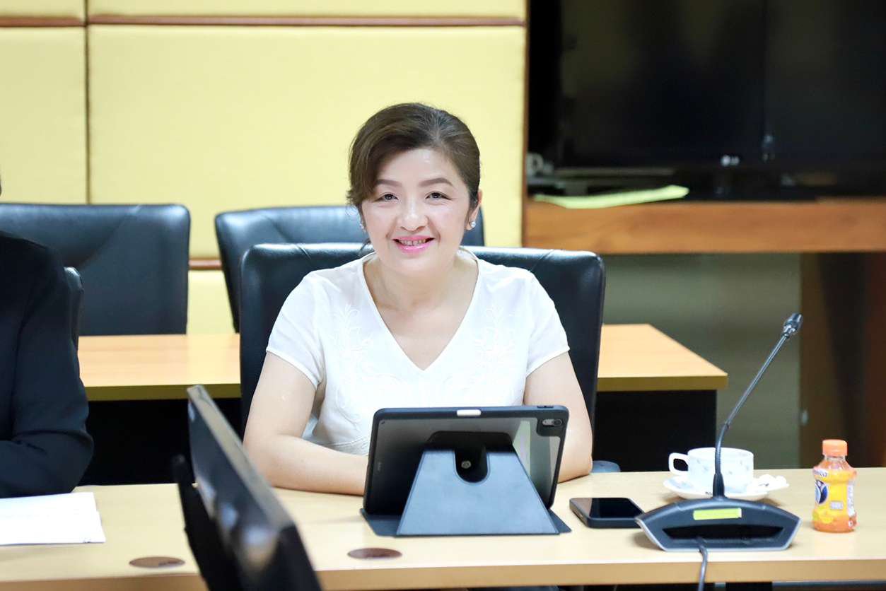 “รองอธิบดีสุรพล” เร่งรัดติดตามการทำงานหน่วยงานในกำกับ ปี 68 พร้อมเน้นย้ำการทำงานให้เกิดผลสัมฤทธิ์ตามนโยบาย รมว.เอกนัฏ