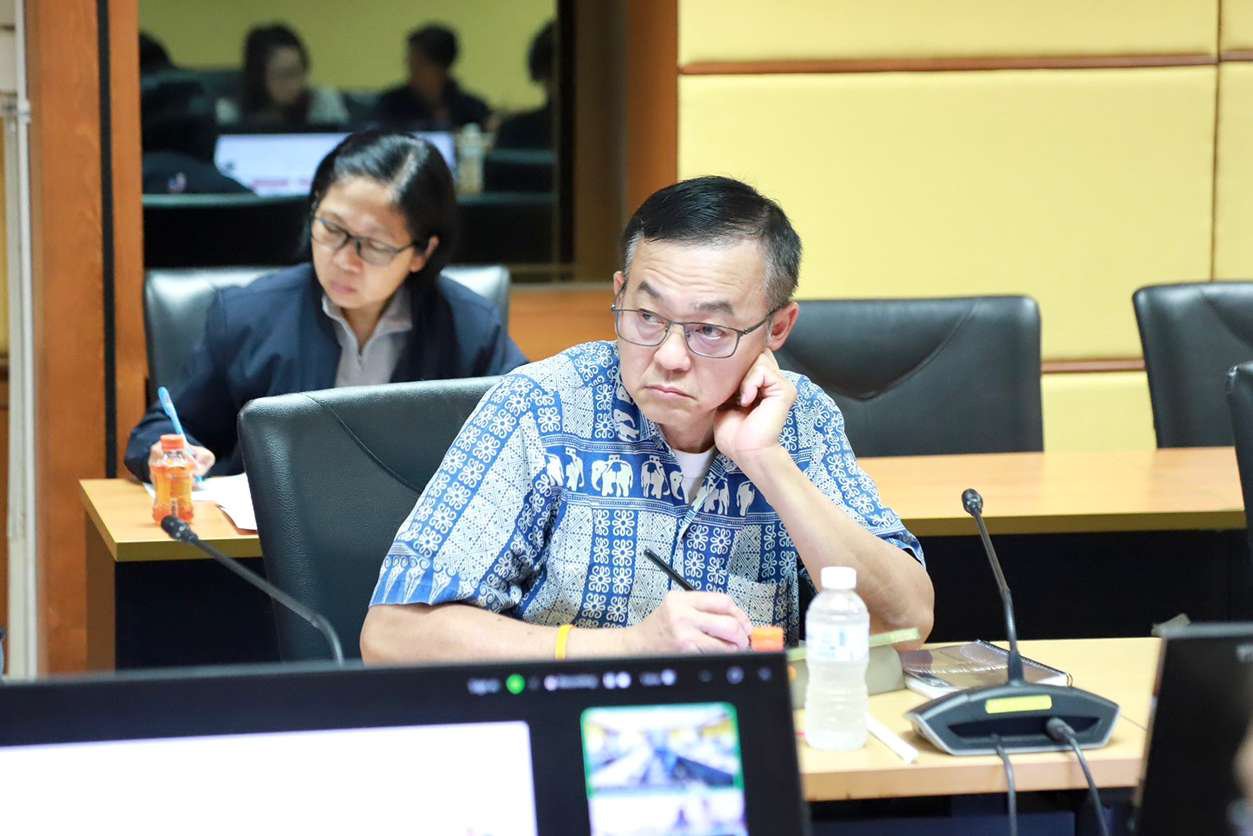 “รองอธิบดีสุรพล” เร่งรัดติดตามการทำงานหน่วยงานในกำกับ ปี 68 พร้อมเน้นย้ำการทำงานให้เกิดผลสัมฤทธิ์ตามนโยบาย รมว.เอกนัฏ
