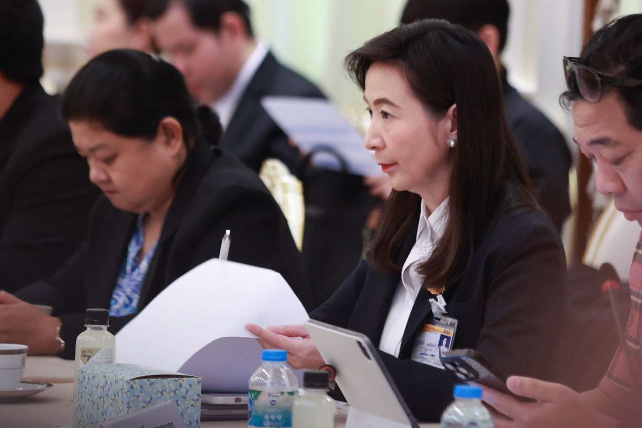 “รมว.เอกนัฏ” มอบหมาย “ปลัดณัฐพล” พร้อมด้วย “อธิบดีณัฏฐิญา” ประชุมคณะกรรมการยุทธศาสตร์ซอฟต์พาวเวอร์แห่งชาติ ดัน "ดีพร้อม" นำอัตลักษณ์ไทย สร้างมูลค่าเพิ่มทางเศรษฐกิจซอฟต์พาวเวอร์สู่สากล
