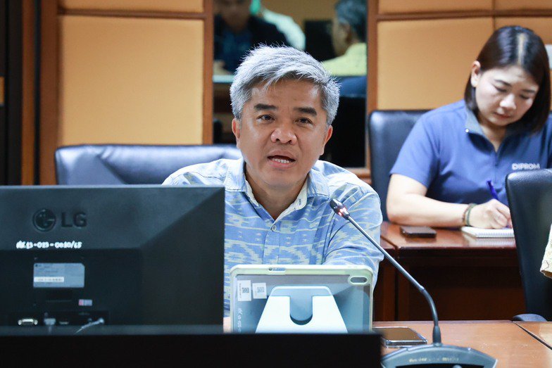 "ดีพร้อม" เชิญ "ปลัดณัฐพล" ร่วมสำรวจพื้นที่สถานีกลางบางซื่อ เตรียมผนึกกำลังกระทรวงคมนาคม โชว์ศักยภาพอุตสาหกรรมไทย กระตุ้นซัพพลายเชนอุตสาหกรรมระบบราง ภายใต้ความร่วมมือของ รมว. 2 กระทรวง
