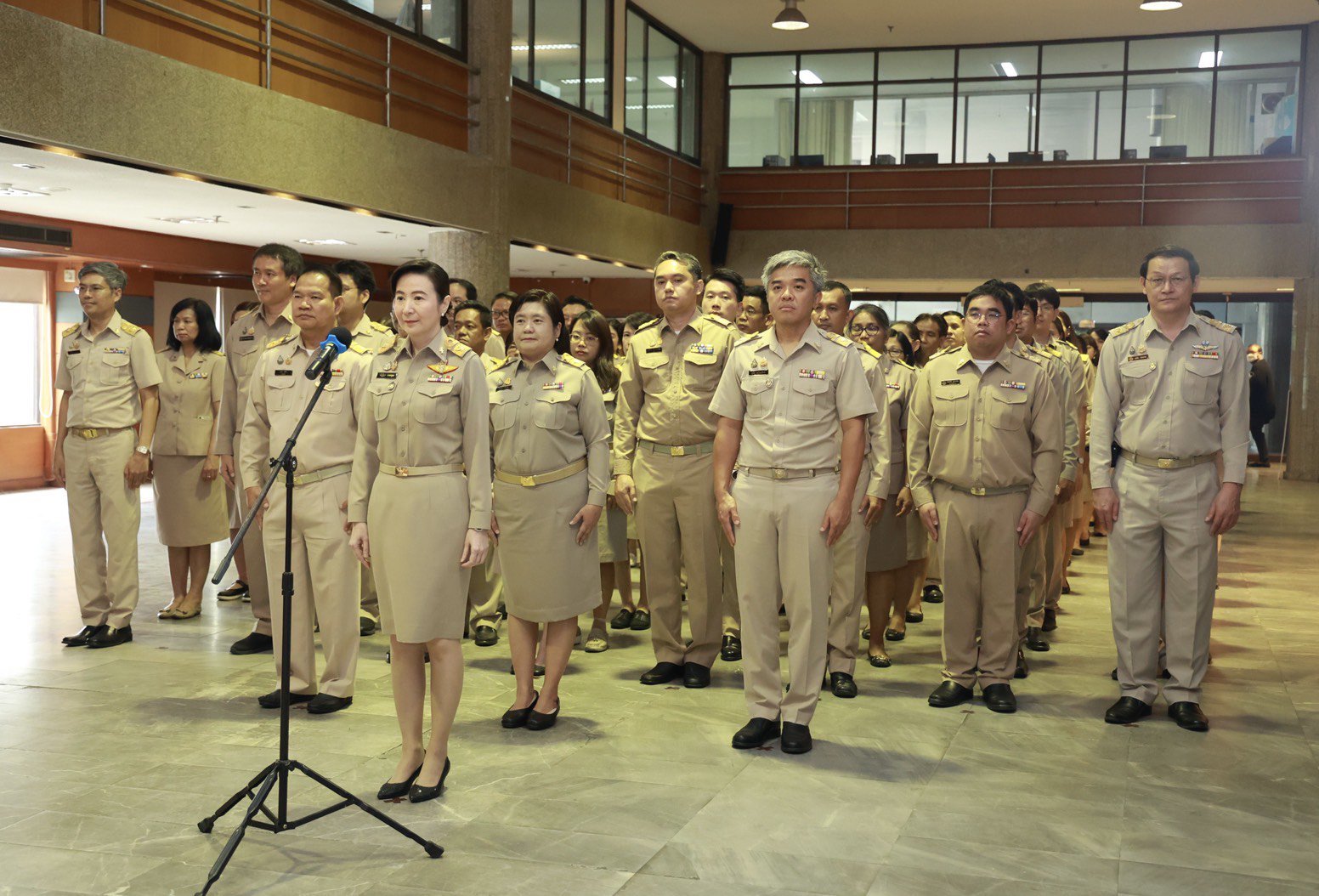 “อธิบดีณัฏฐิญา” นำคณะผู้บริหาร ข้าราชการ และพนักงานของดีพร้อม ปฏิญาณตนเป็นข้าราชการที่ดีและพลังของแผ่นดิน เนื่องในวันข้าราชการพลเรือน 1 เมษายน พร้อมเน้นย้ำ เป็นคนดี คนเก่ง และมีคุณธรรม