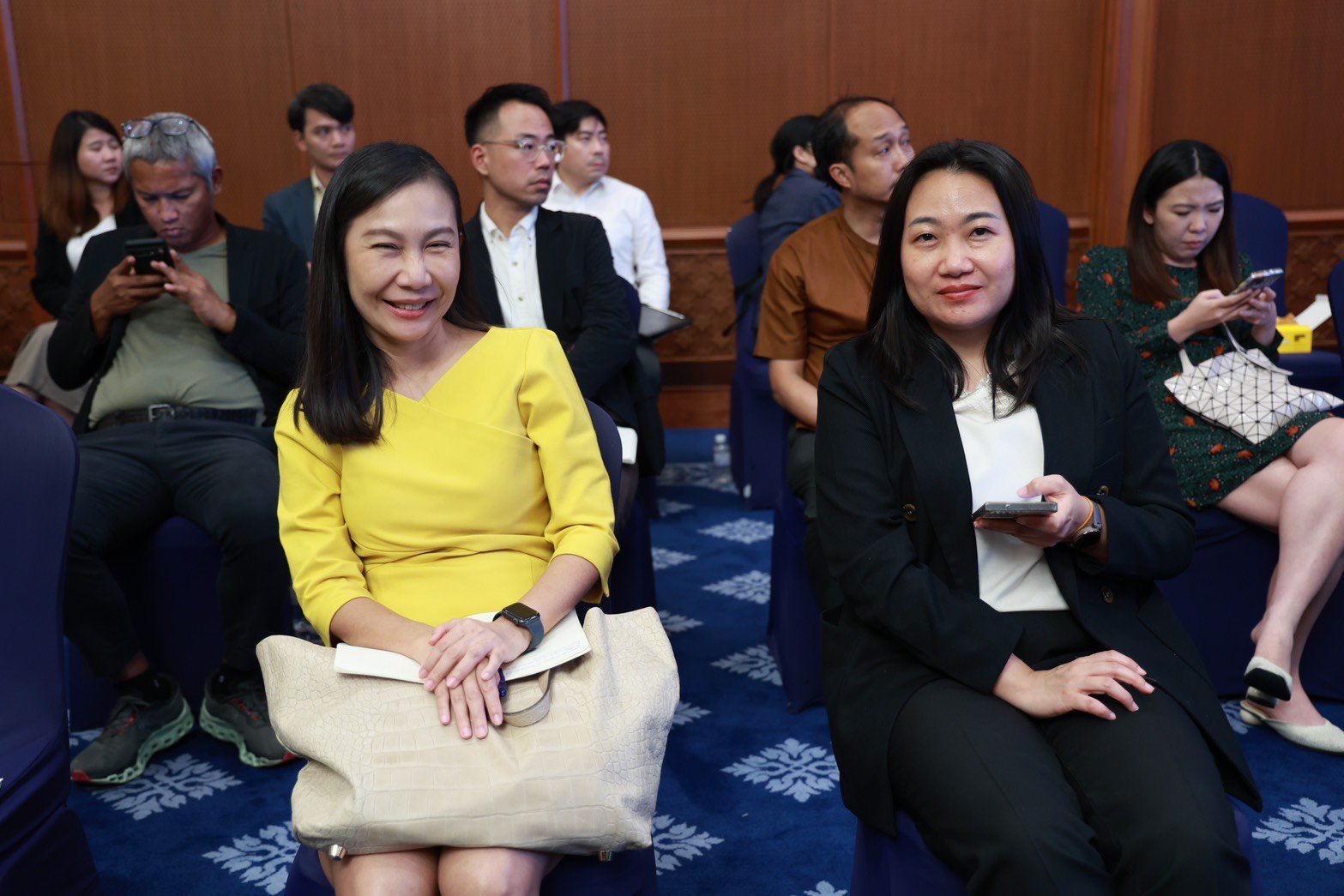 “ดีพร้อม” ร่วมประชุมคณะกรรมการพัฒนาซอฟต์พาวเวอร์ ครั้งที่ 3/2568 เตรียมแผนการดำเนินงานขับเคลื่อนซอฟต์พาวเวอร์สาขาแฟชั่นและอาหาร ปีงบประมาณ 68 เน้นสร้างรายได้และเพิ่มมูลค่าทางเศรษฐกิจ ตามนโยบาย รมว.เอกนัฏ