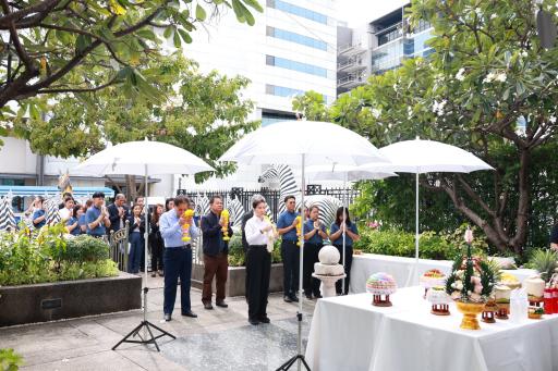 “อธิบดีณัฏฐิญา” นำทีม "ดีพร้อม" ร่วมพิธีบวงสรวง เตรียมพื้นที่พร้อมลุยงาน “มหกรรมดีพร้อมเสน่ห์ไทย : Thai Vibe by DIPROM”