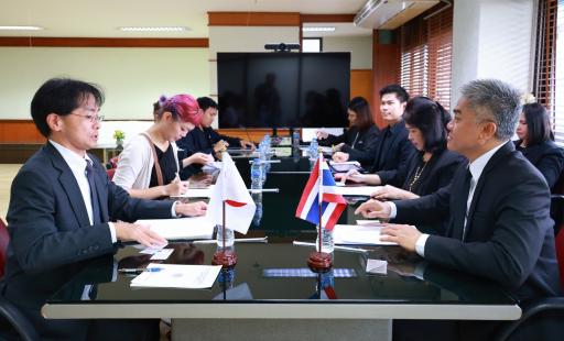 “ดีพร้อม” เปิดห้องต้อนรับ “SMRJ” แลกเปลี่ยนแนวคิดการพัฒนาแพลตฟอร์ม พร้อมสานต่อความร่วมมือยกระดับผู้ประกอบการ ไทย-ญี่ปุ่น